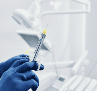Anestesia dal dentista: come funziona e quanto dura
